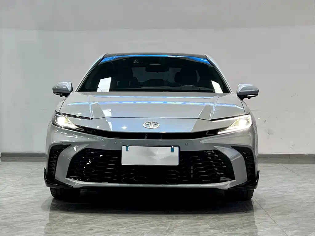 Toyota Camry 2024