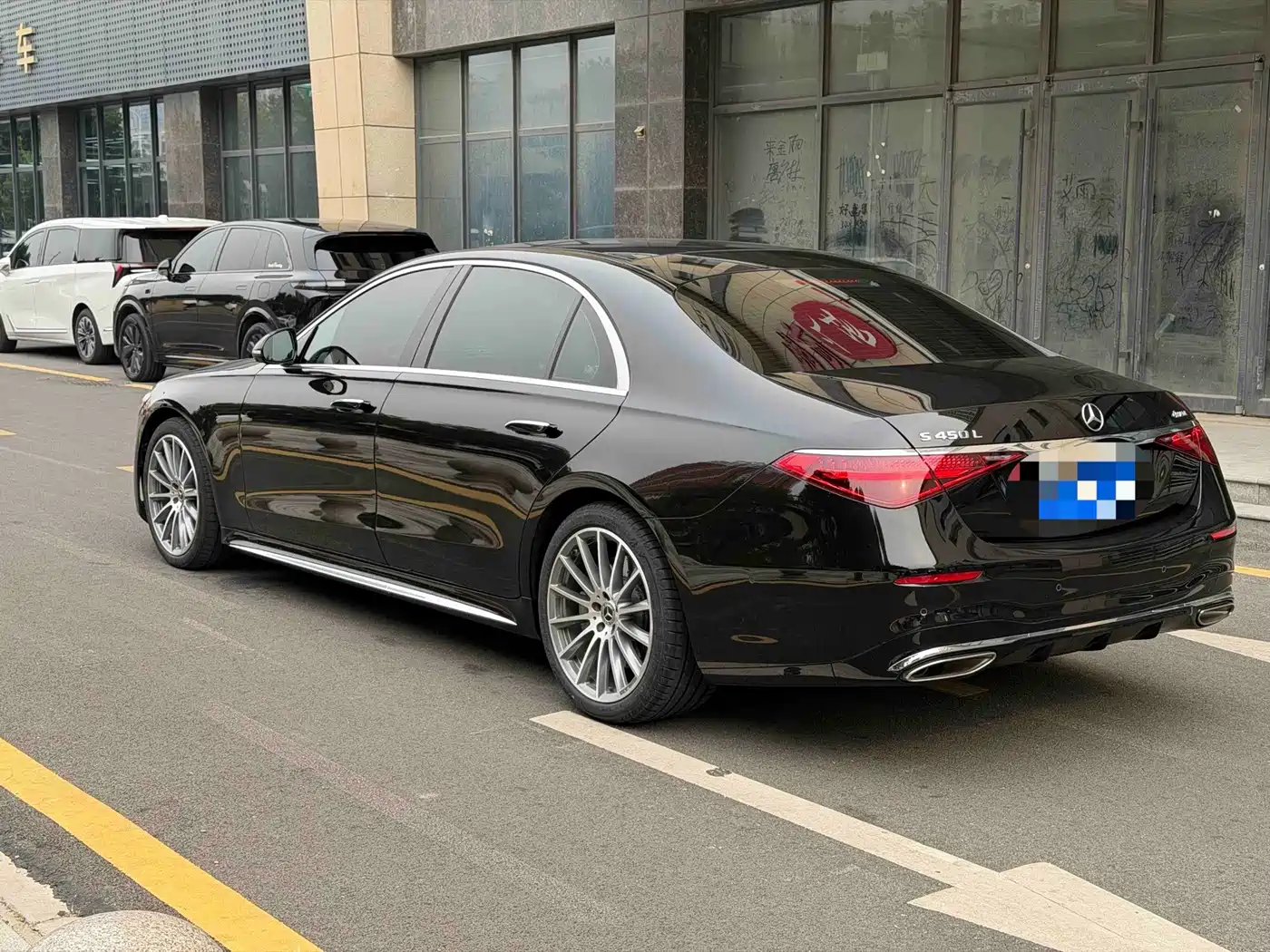 Mercedes-Benz S-Класс 2023