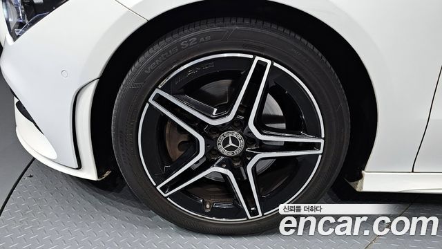 Mercedes-Benz CLA 2022