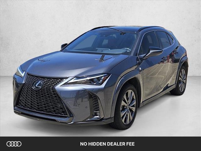 Lexus UX 2024