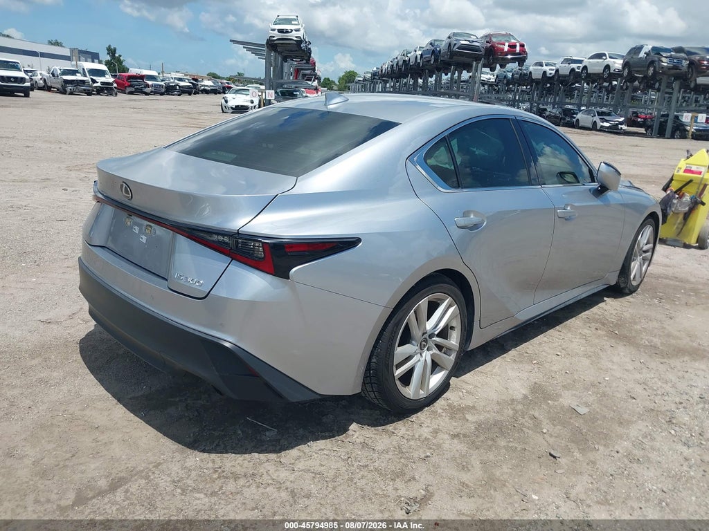 Lexus IS 300 2023