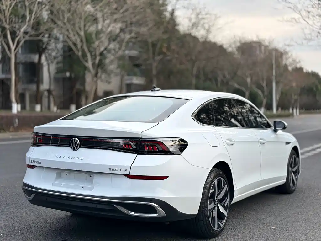 Volkswagen Lamando 2023