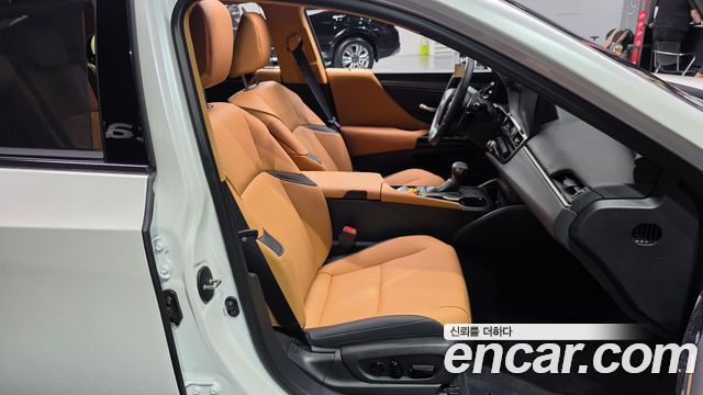 Lexus ES 2026