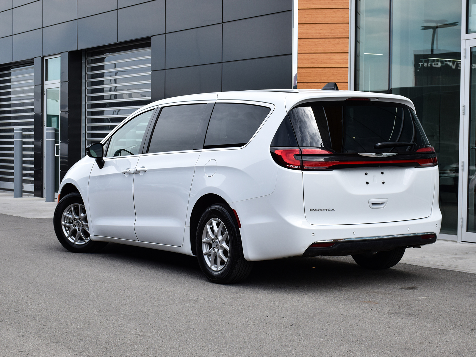Chrysler Pacifica 2024
