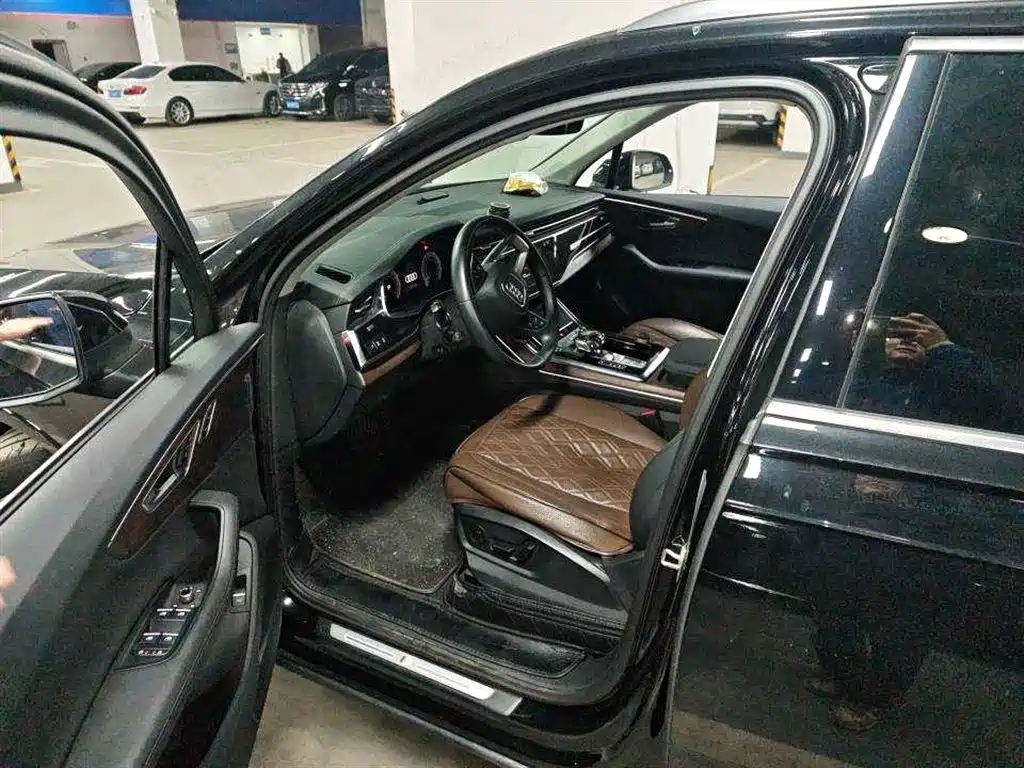 Audi Q7 2024
