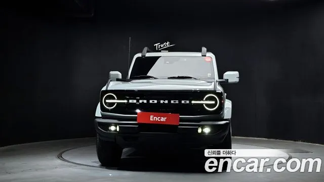 Ford Bronco 2022