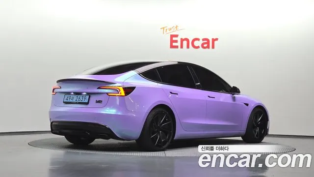 Tesla Model 3 2025