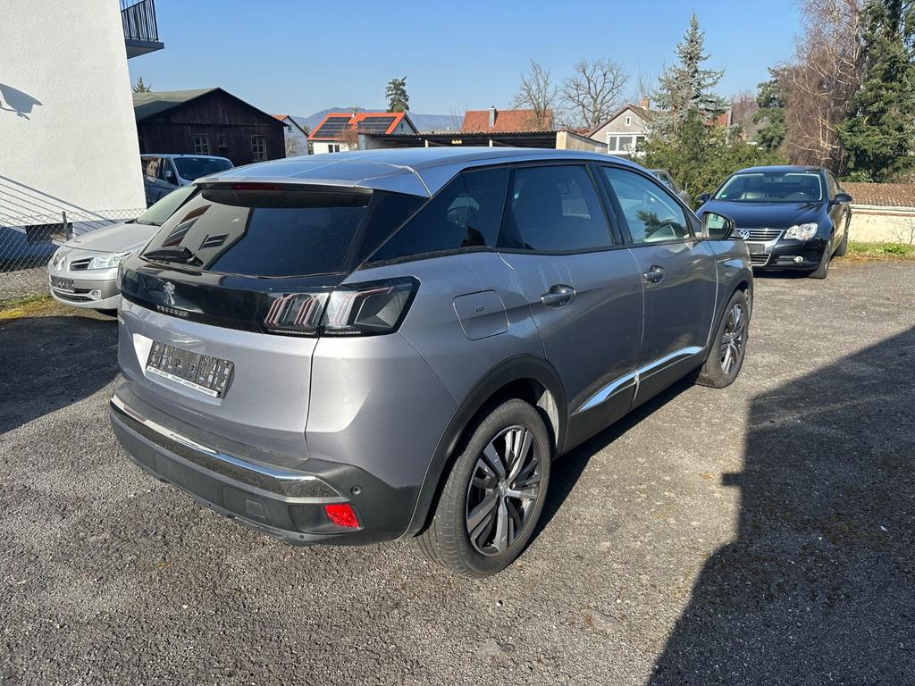 Peugeot 3008 2022