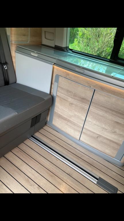 Volkswagen T6 CALIFORNIA 2023