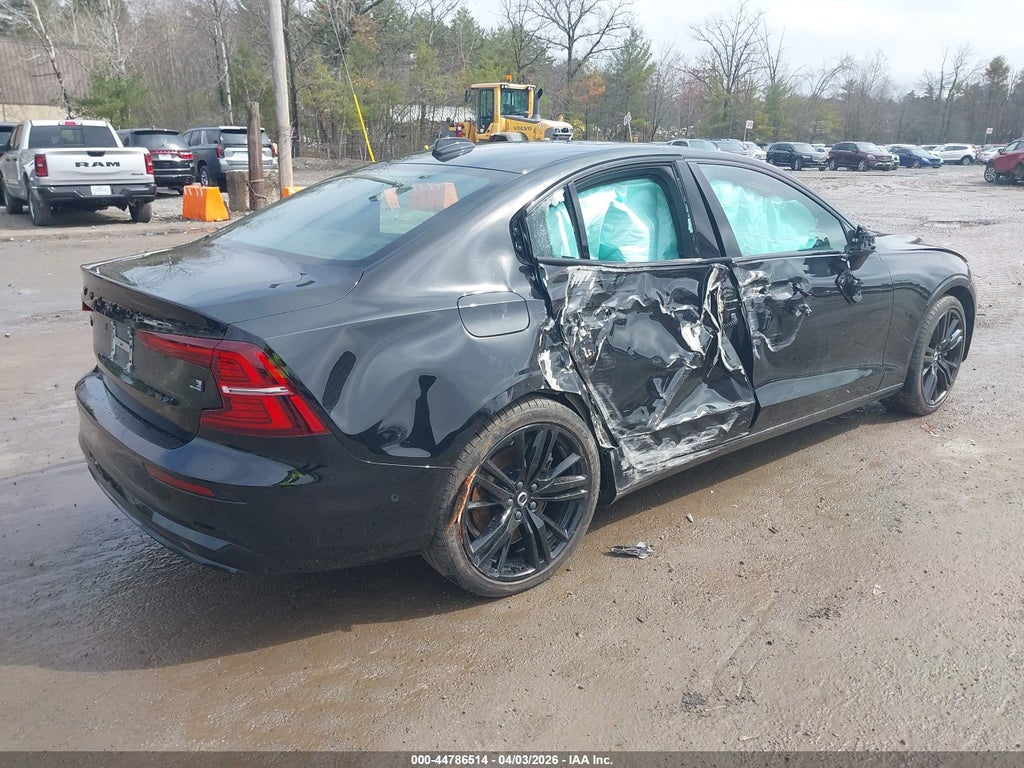 Volvo S60 2023