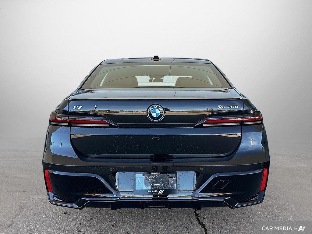 BMW i7 2025