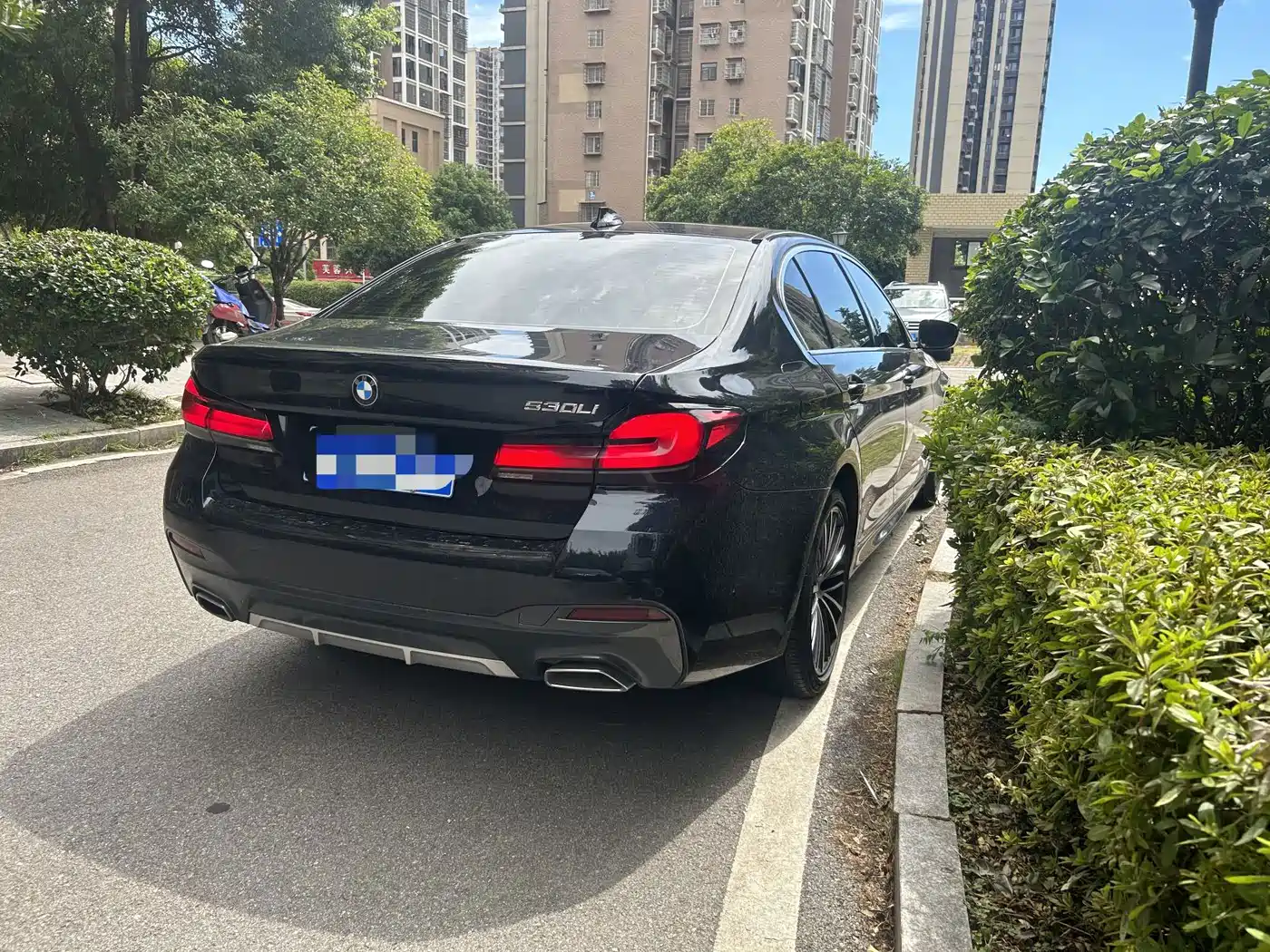 BMW 5 серии 2023