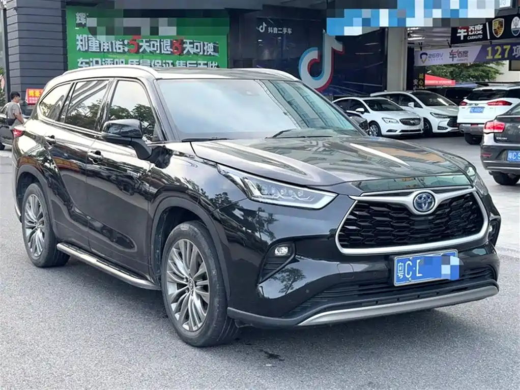 Toyota Highlander 2022