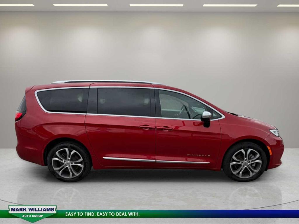 Chrysler Pacifica 2025