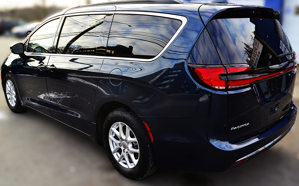 Chrysler Pacifica 2022