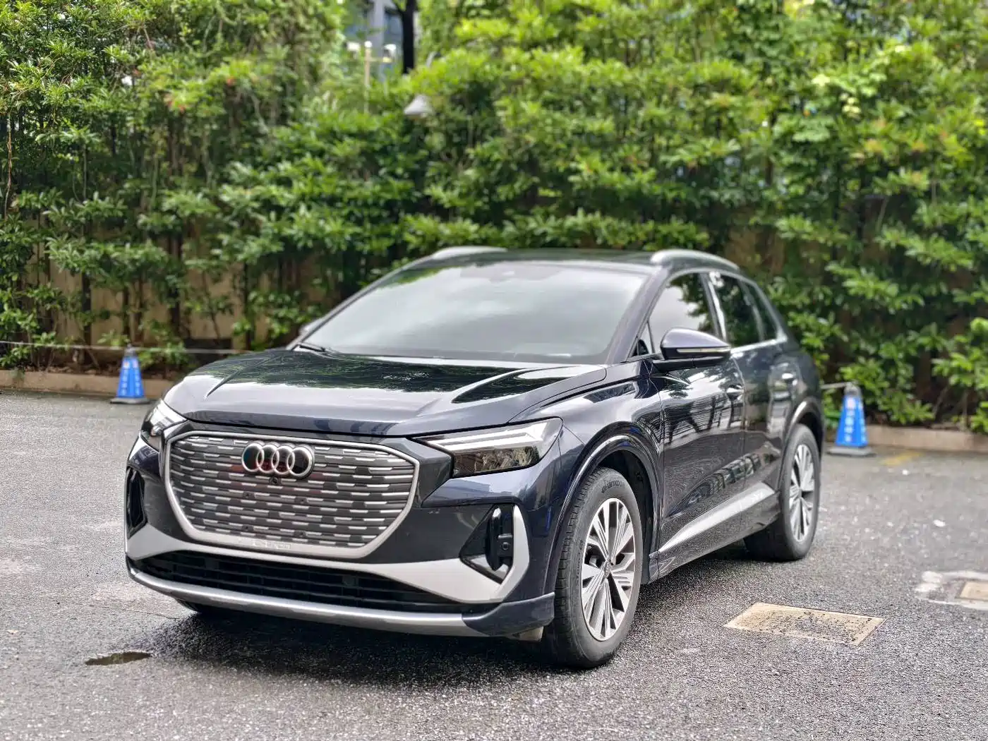 Audi Q4 e-tron 2024