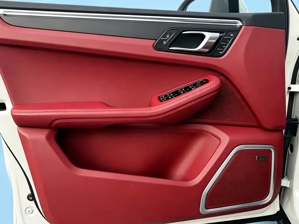 Porsche Macan 2022