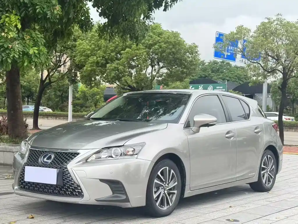 Lexus CT 2021
