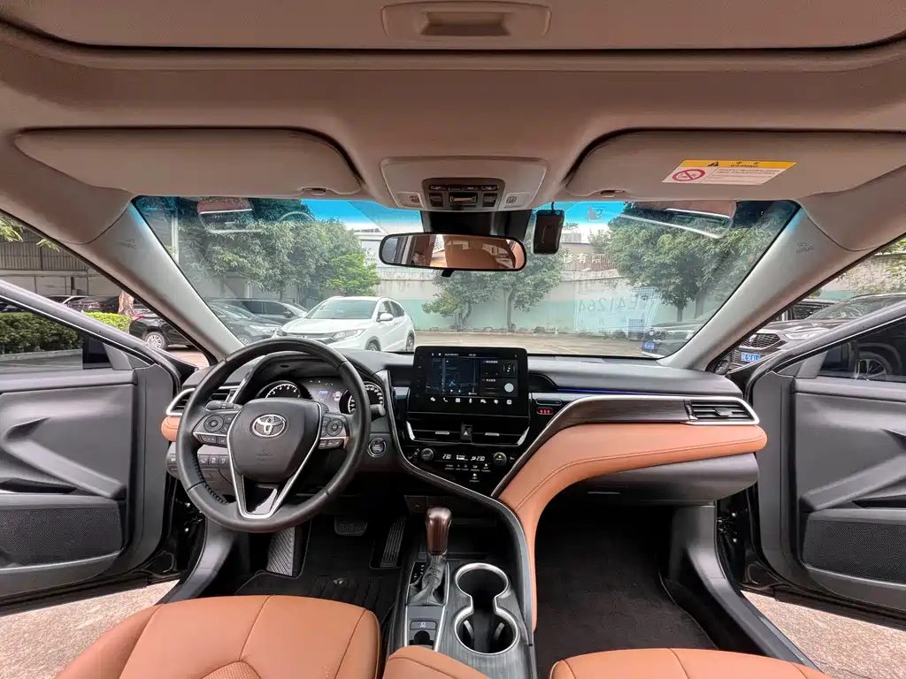 Toyota Camry 2022