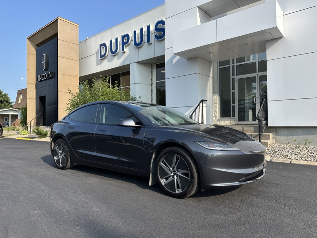 Tesla Model 3 2024