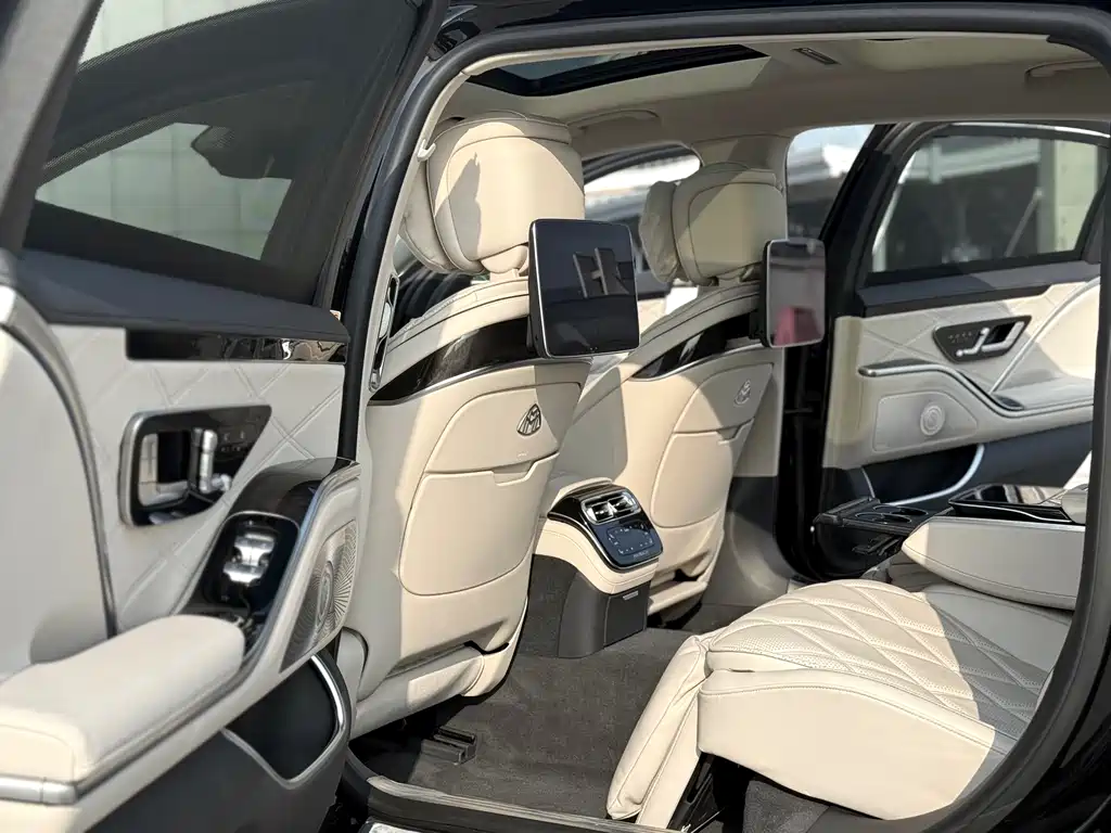 Mercedes-Benz Maybach S-Класс 2025