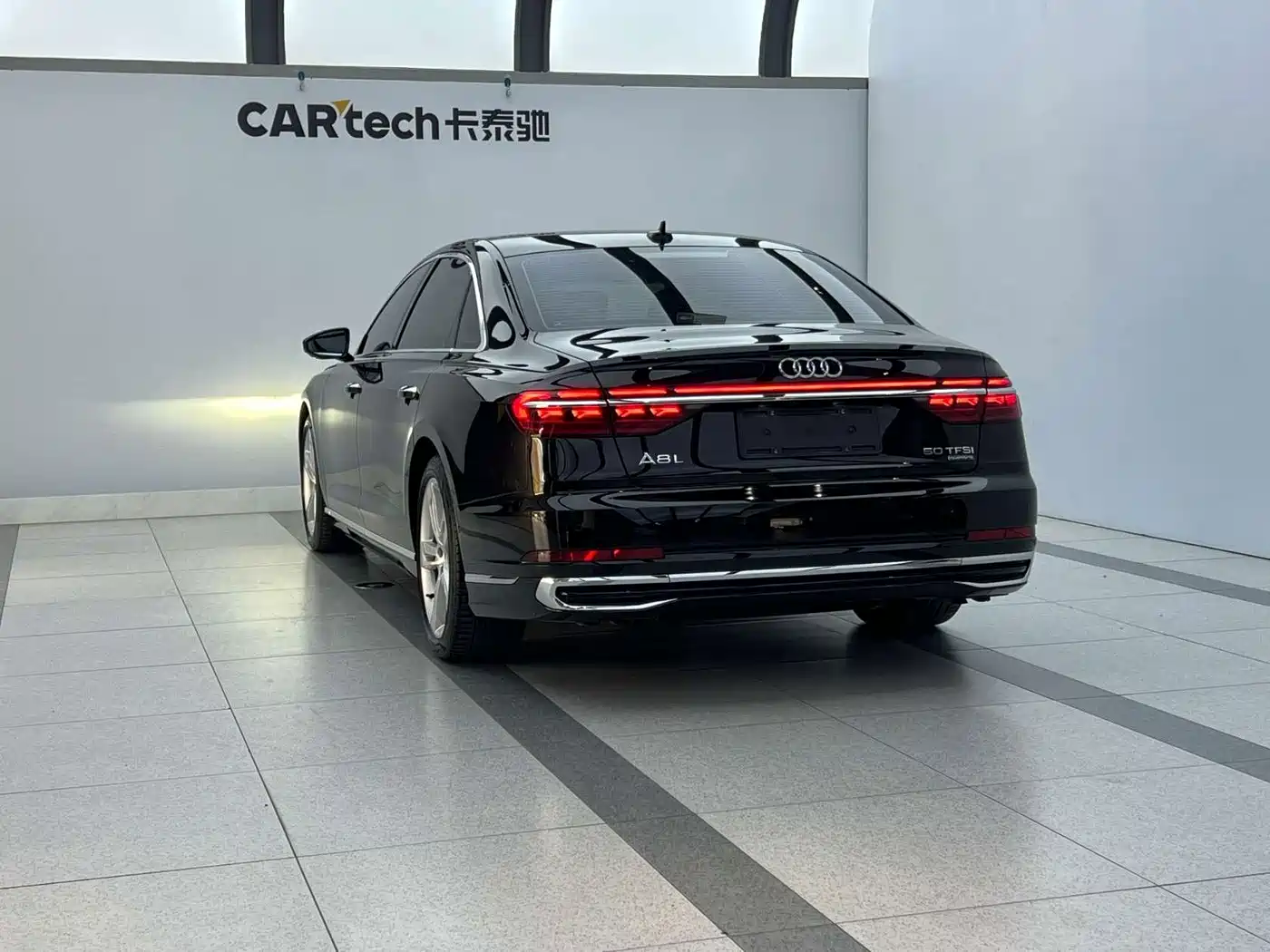 Audi A8 2022