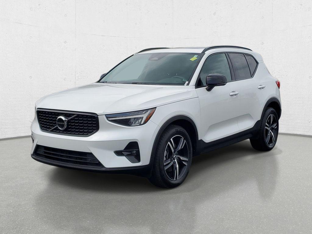 Volvo XC40 2023