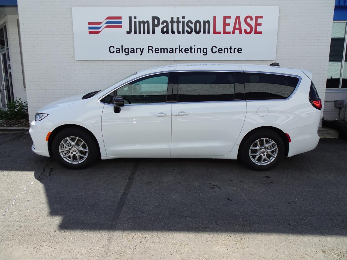 Chrysler Pacifica 2024