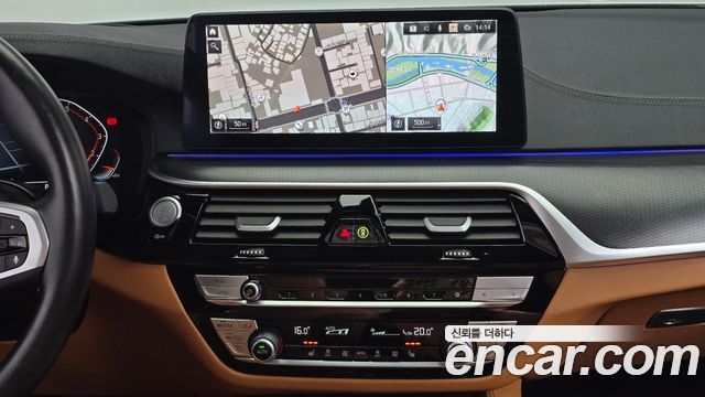 BMW 5 серии 2023