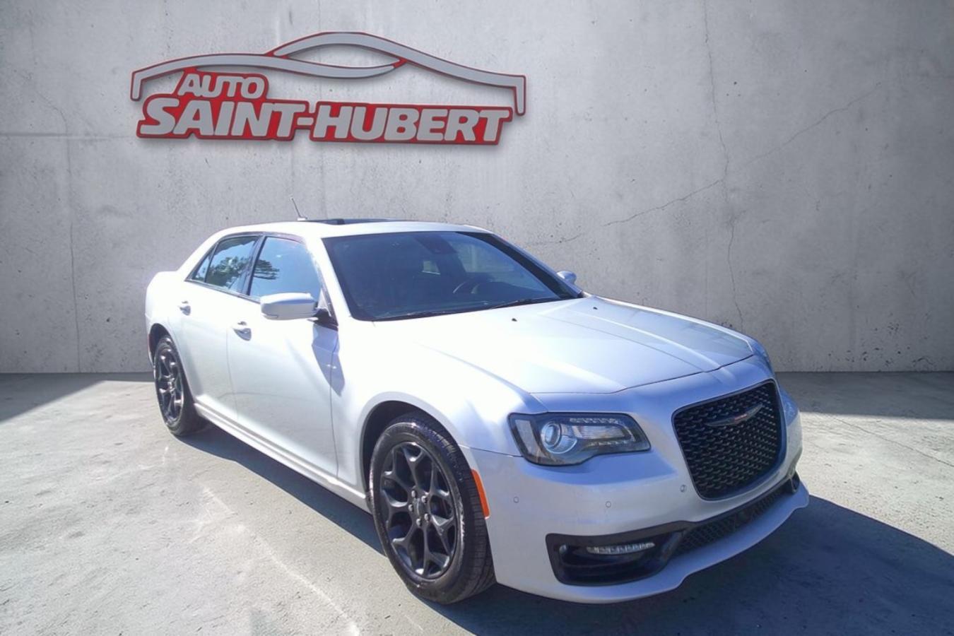 Chrysler 300 2023