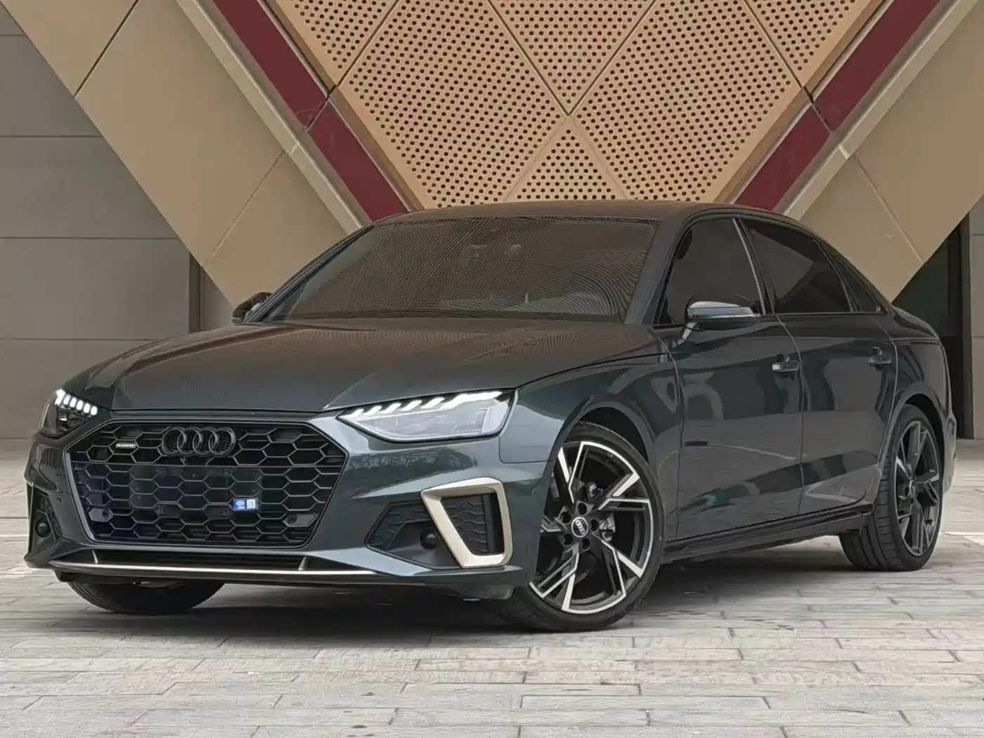 Audi A4 2024