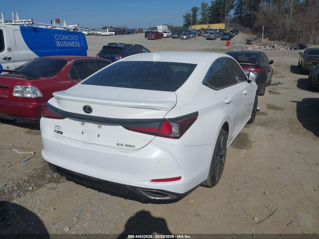 Lexus ES 2021