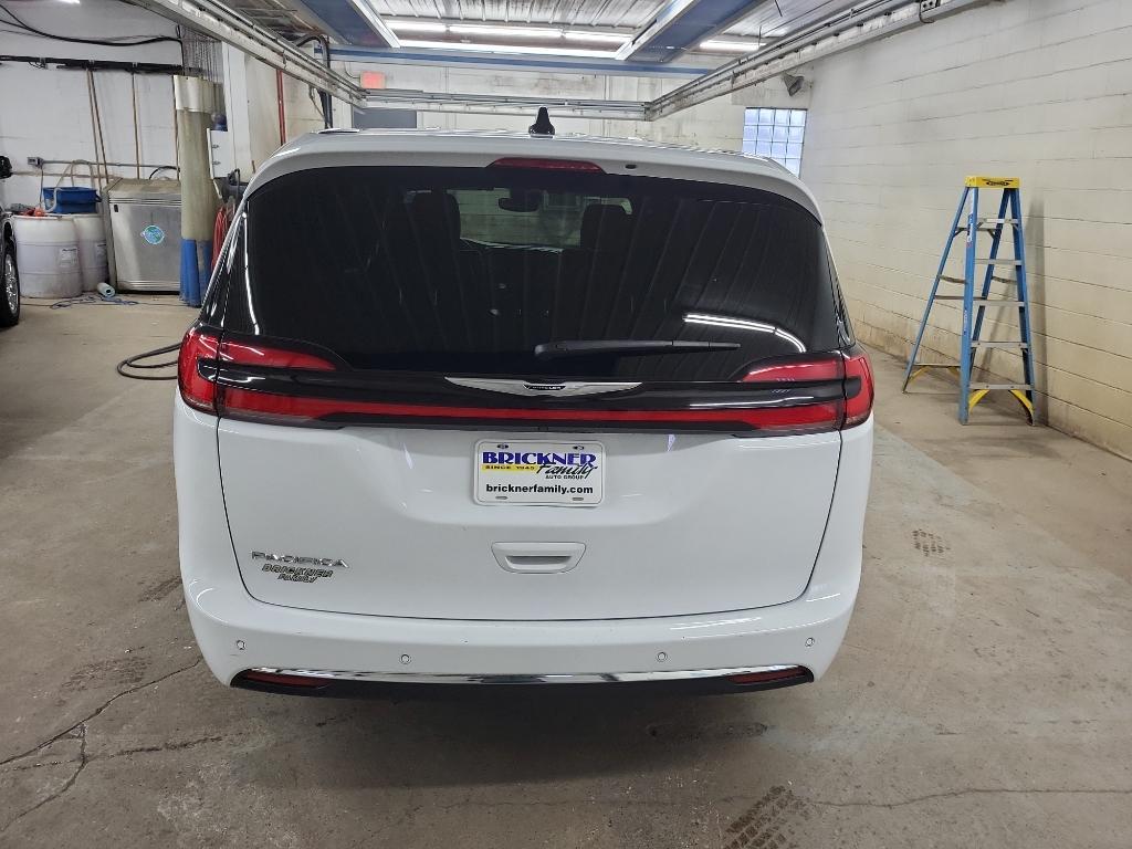 Chrysler Pacifica 2025