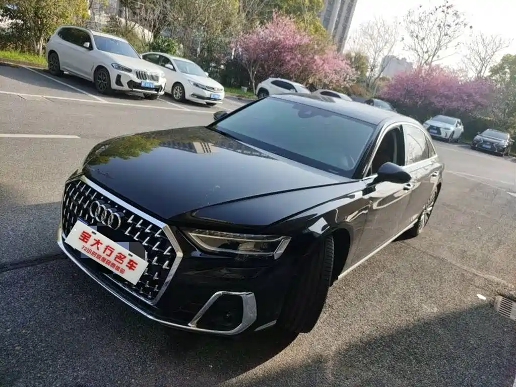 Audi A8 2024