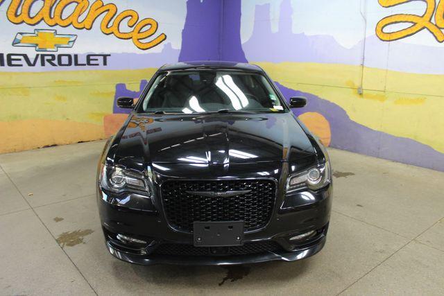 Chrysler 300 2023
