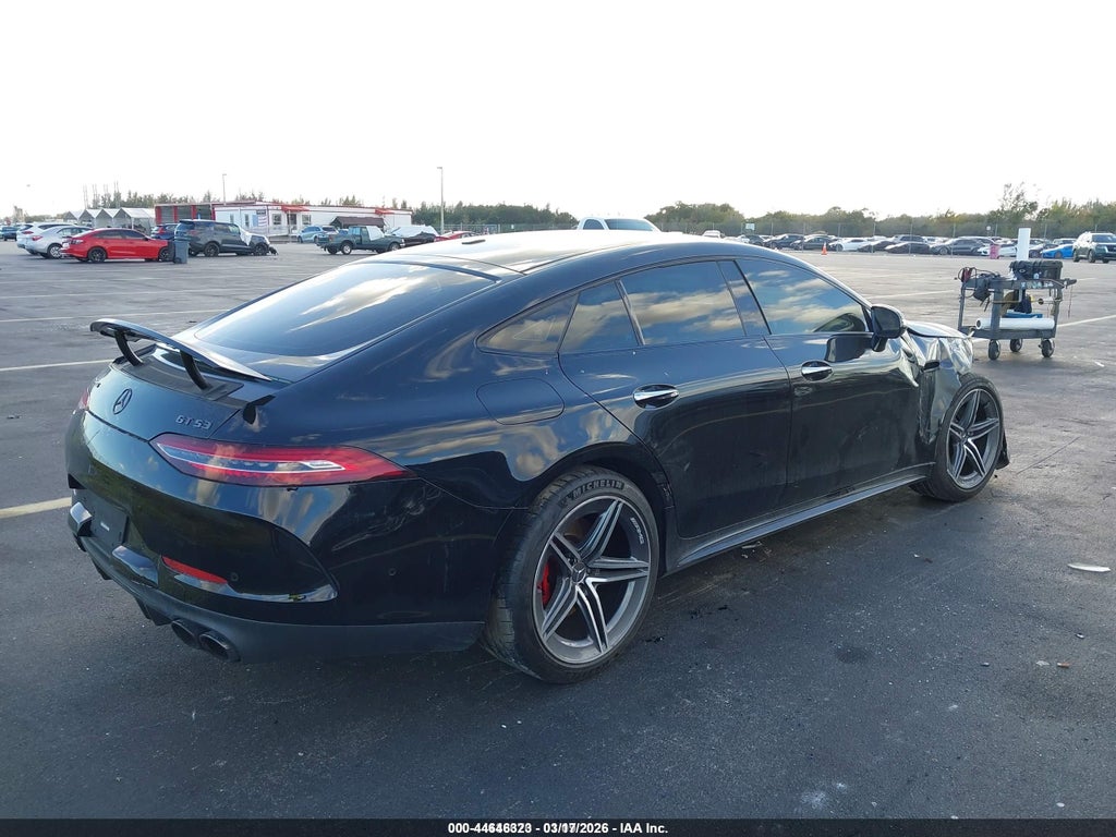 Mercedes-Benz AMG GT 2022