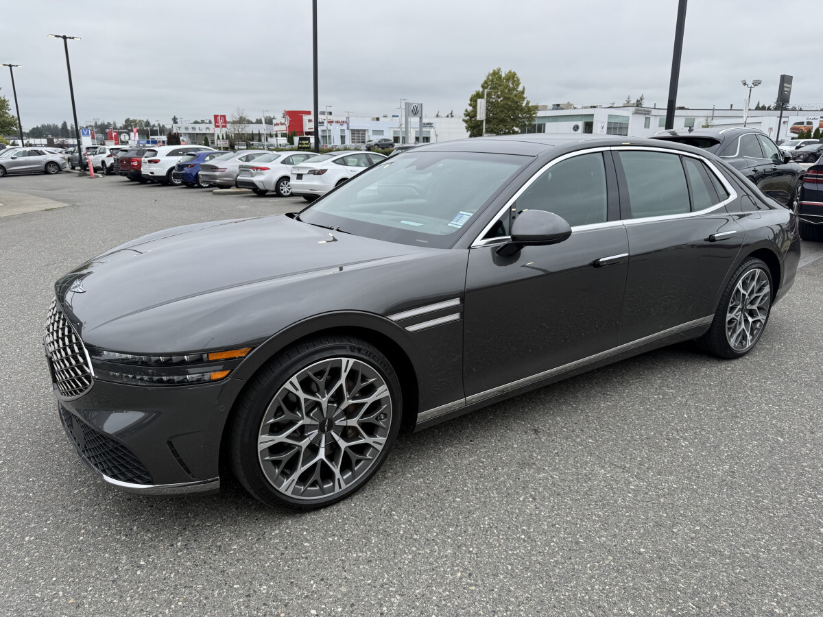 Genesis G90 2023