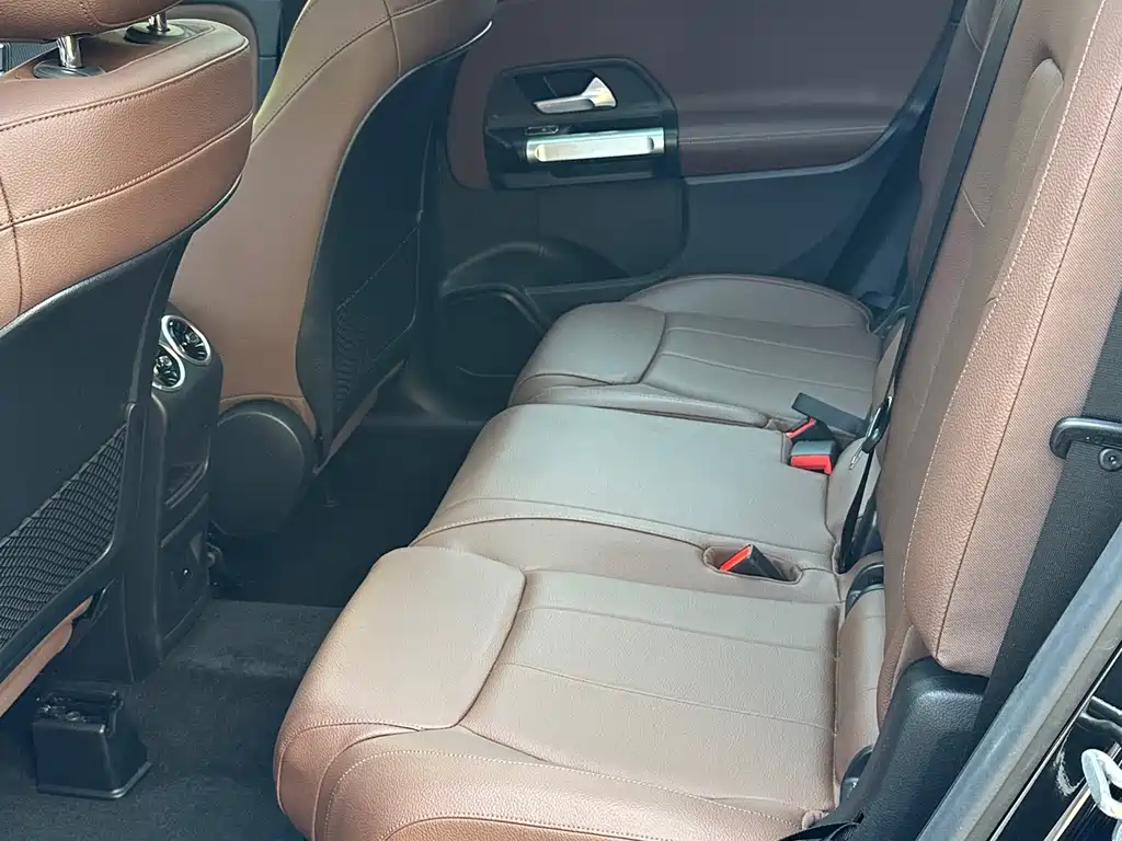 Mercedes-Benz GLB 2021