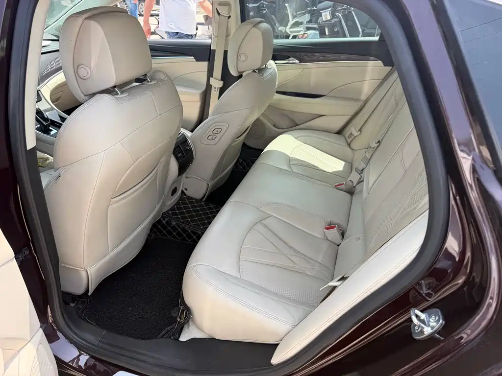 Buick LaCrosse 2022