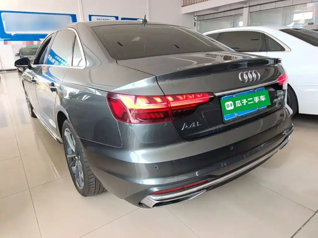 Audi A4 2021