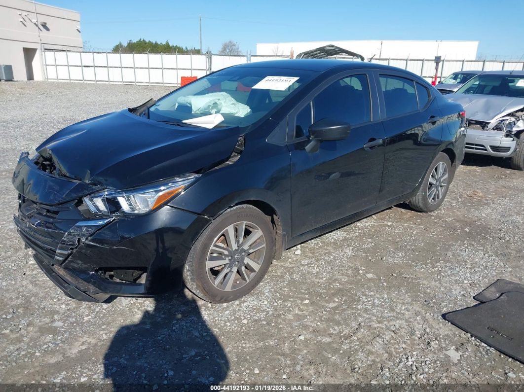 Nissan Versa 2024