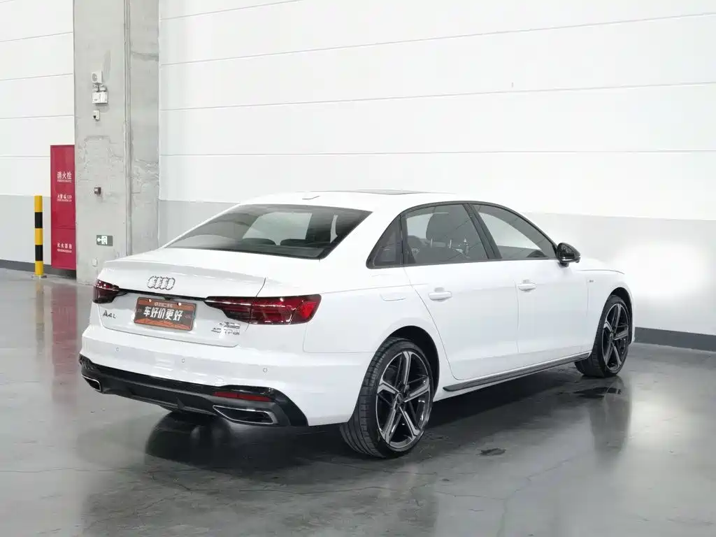 Audi A4 2024