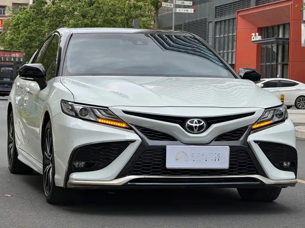 Toyota Camry 2023