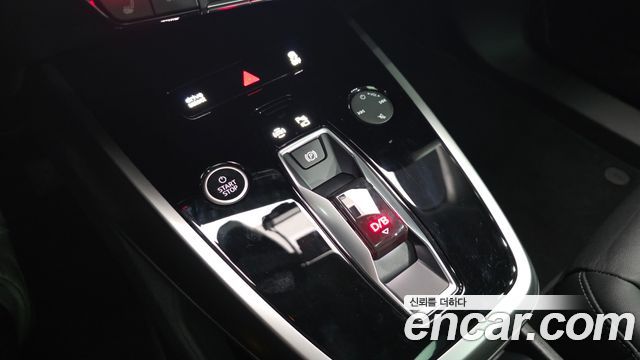 Audi Q4 e-tron 2025