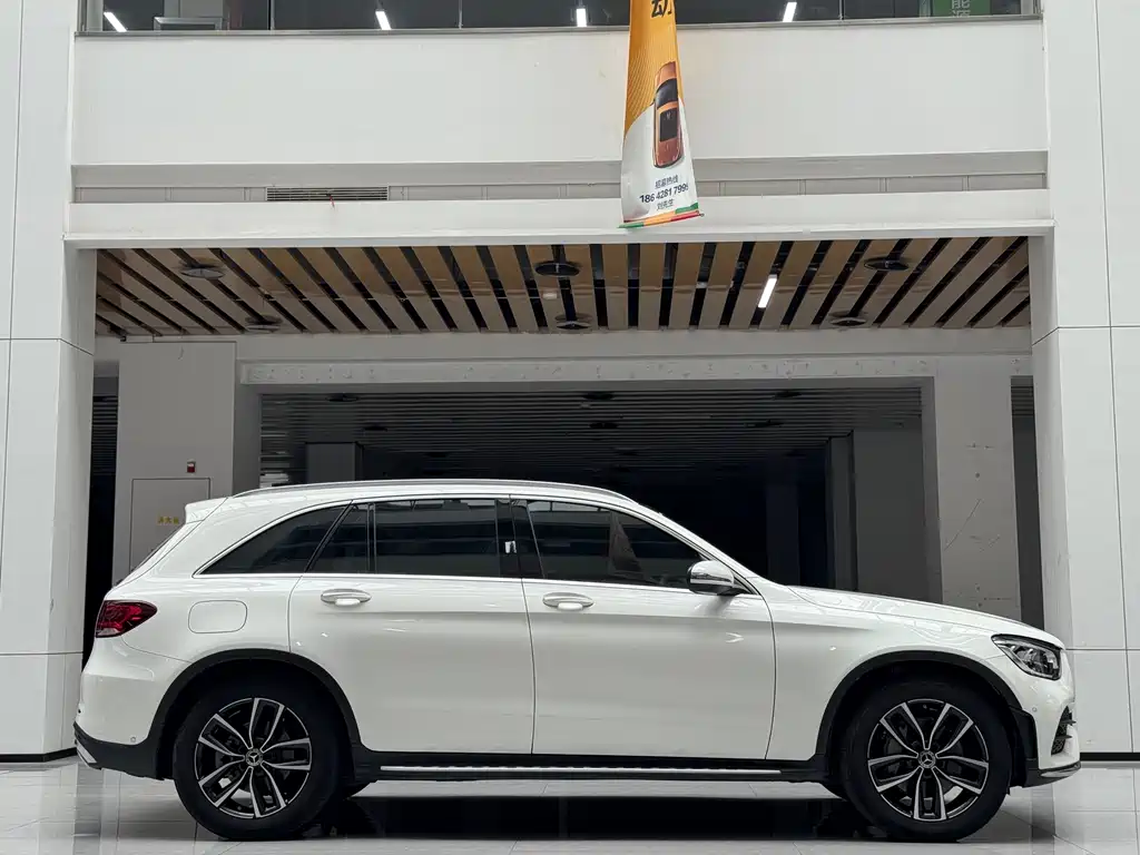 Mercedes-Benz GLC 2021
