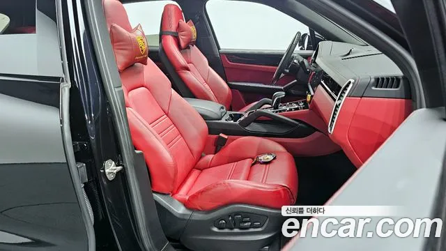 Porsche Cayenne 2022