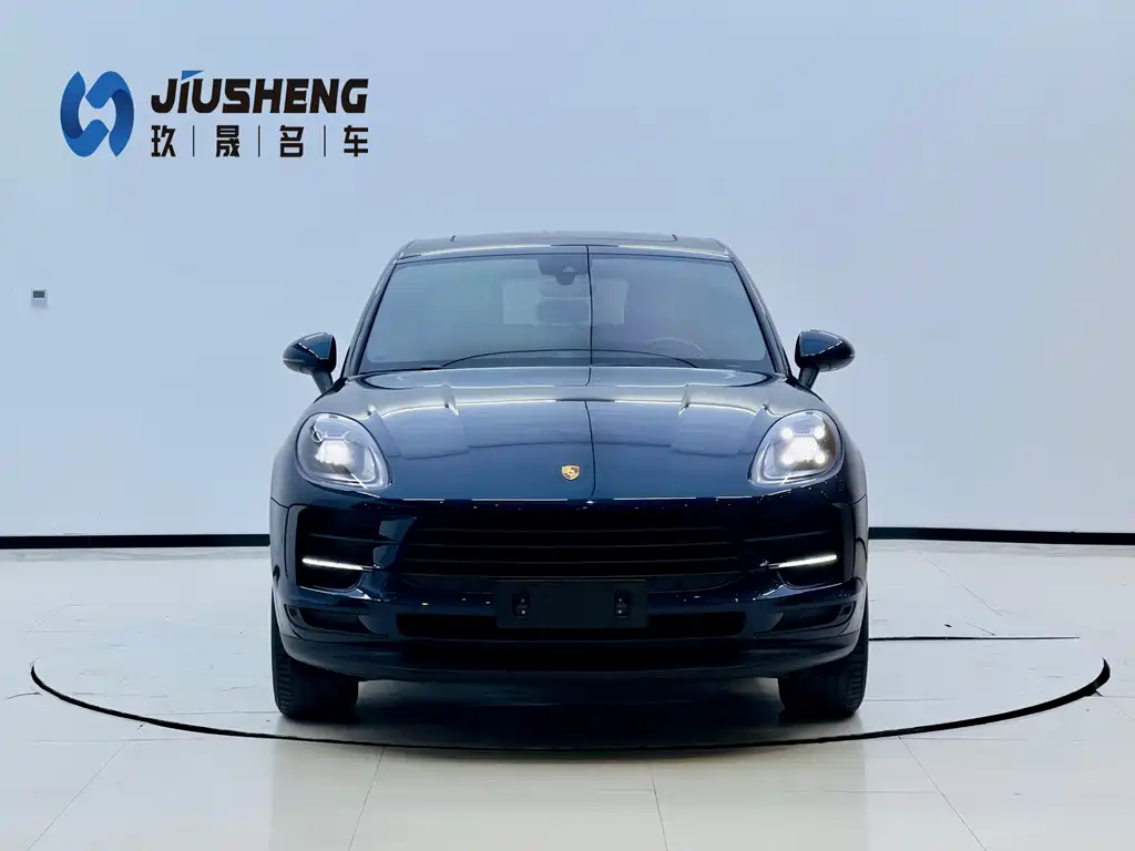 Porsche Macan 2021