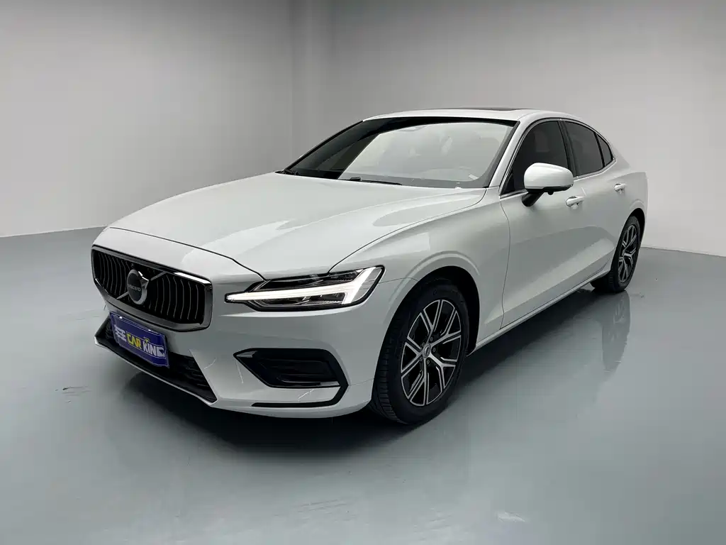 Volvo S60 2024