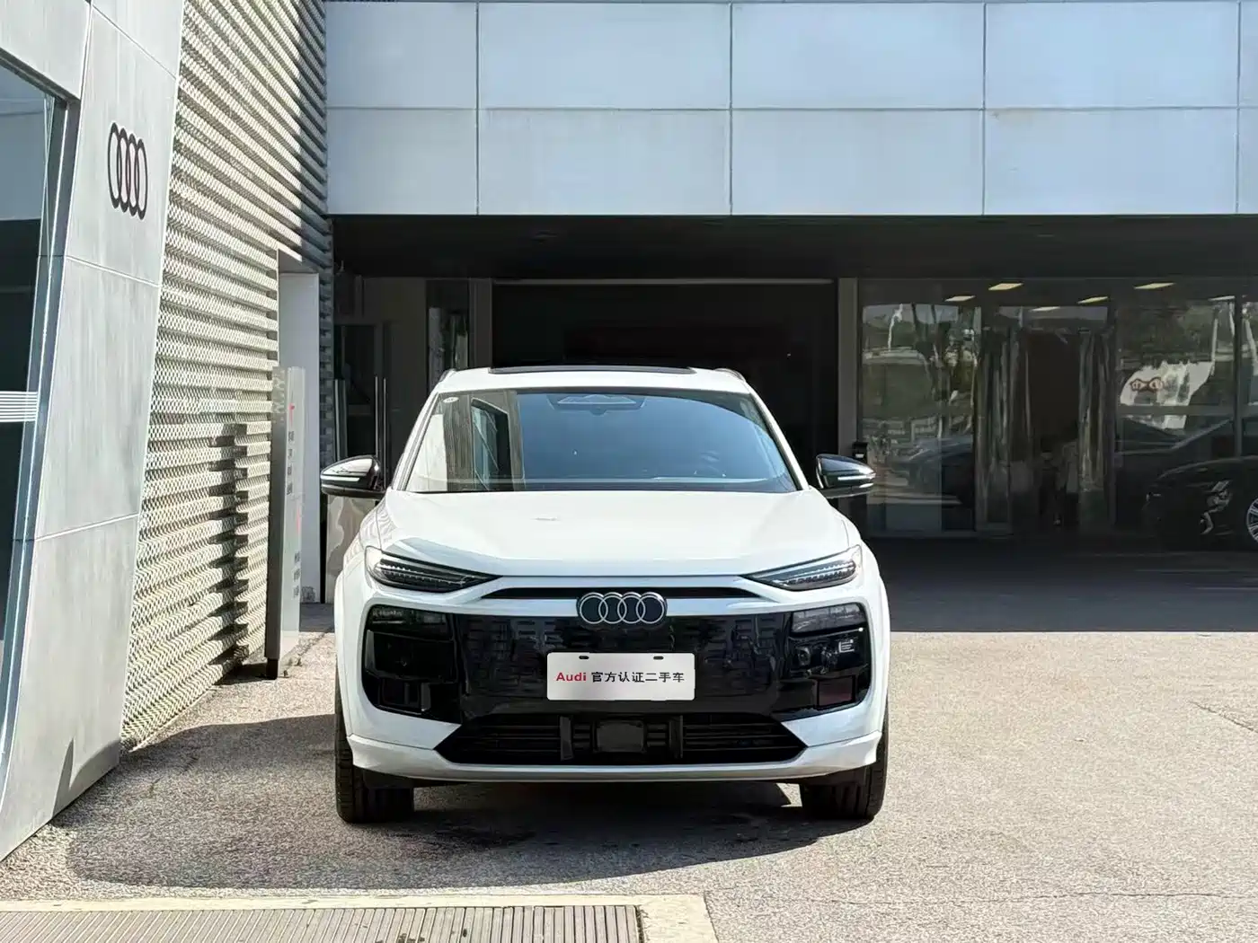 Audi e-tron 2026