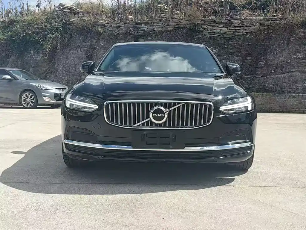 Volvo S90 2022